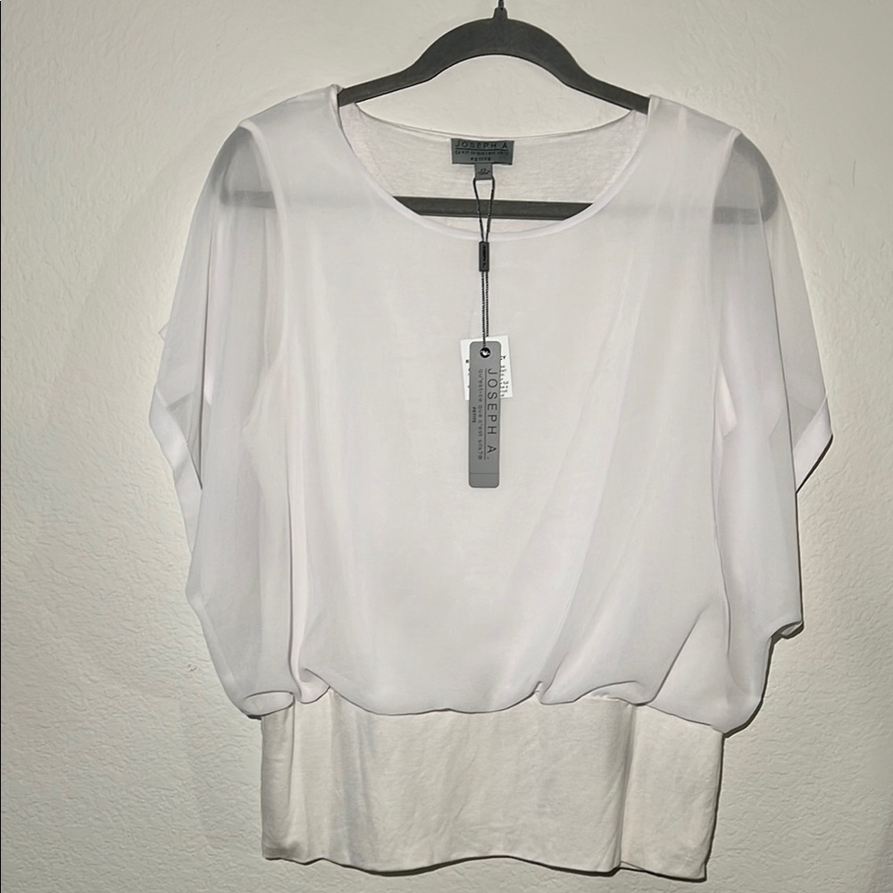 Joseph A White Flutter Sleeve Blouse